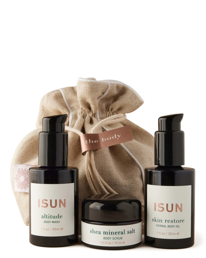 The Body Travel Pouch for all skin types - ISUN Skincare France